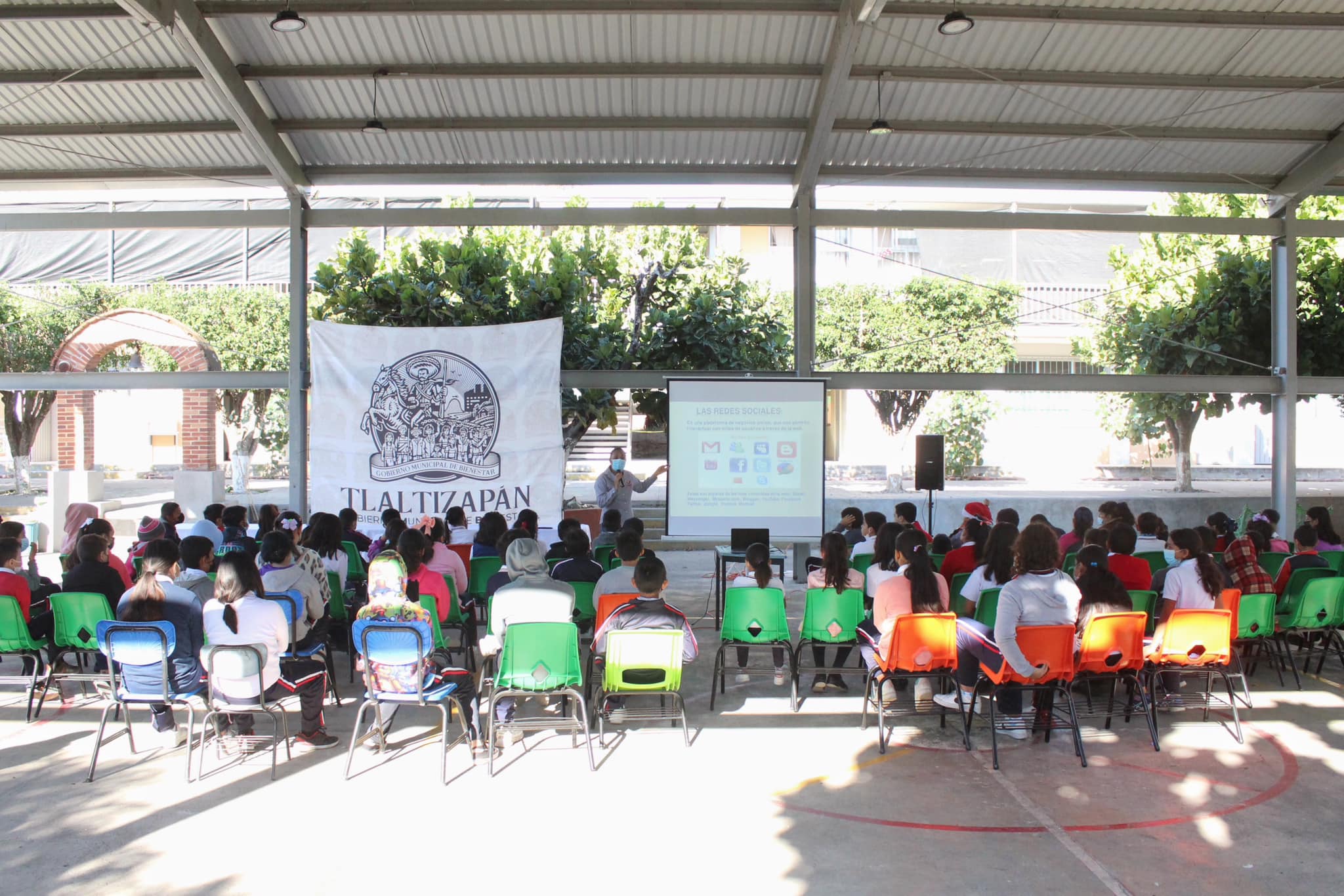 PLATICA DE DERECHOS HUMANOS PARA NIÑAS Y NIÑOS DE PRIMARIA EN TICUMÁN